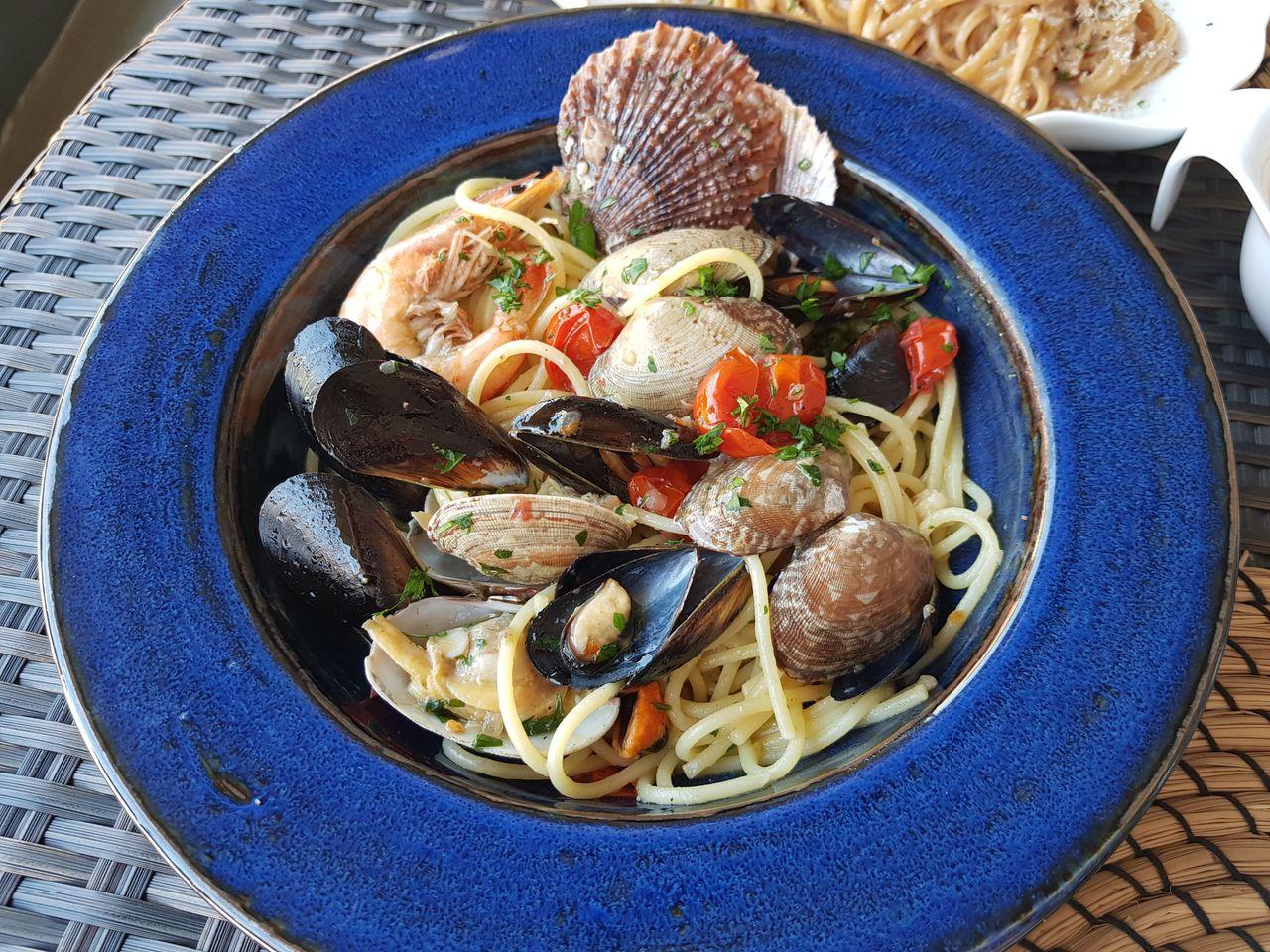 【The BEST Restaurants& Cafes in Itaewon】Only insider knows the 10 Best that you don